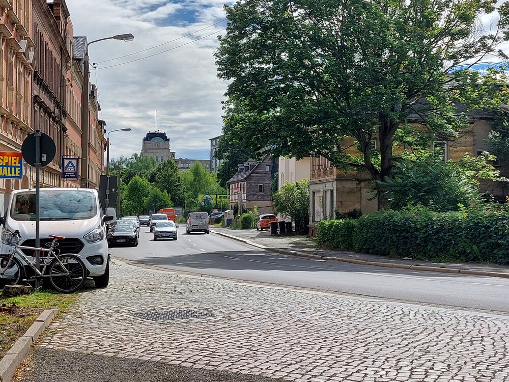 Blick auf die Zwickauer Straße