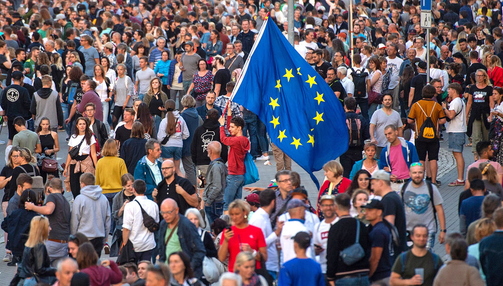 Europaflagg auf dem Kosmos 2025