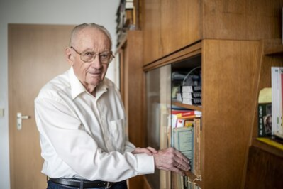 Dr. Helmut König
