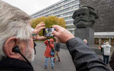 Natürlich ein beliebtes Fotomotiv: das Karl-Marx-Monument