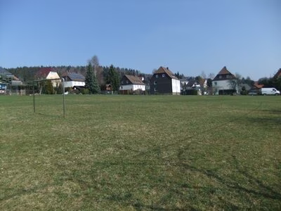 Bergstraße, Bolzplatz
