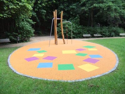 Spielplatz am Stadtpark-Clausscher-Park, Kletterbaumkombination