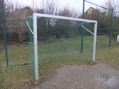 Spielplatz Berbisdorfer Kirchweg, Bolzplatz mit Toren