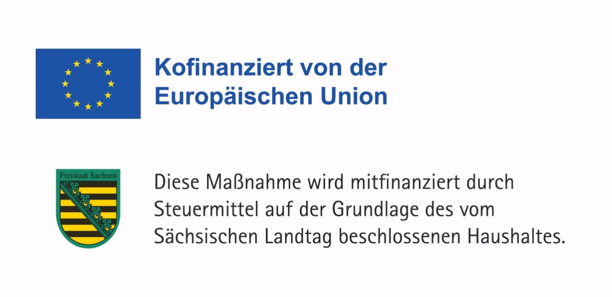 Logos "Kofinanziert von der Europäischen Union" und Förderlogo Freistaat Sachsen