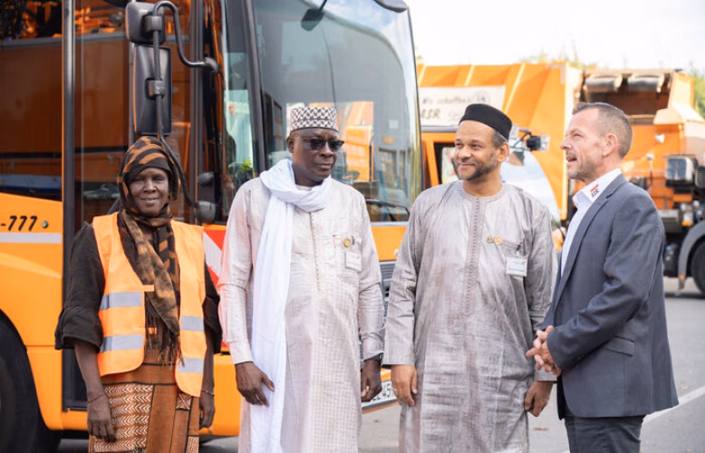 Delegation learns about recycling