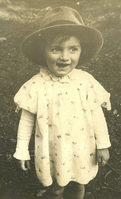 Regina Schettler, 1942