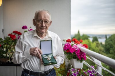 Dr. Helmut König