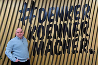 Die Chemnitzer IT-Firma domeba stellt Compliance Management-Systeme her.