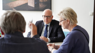 Die Bürger:innen hatten Gelegenheit mit Oberbürgermeister Sven Schulze ins Gespräch zu kommen.