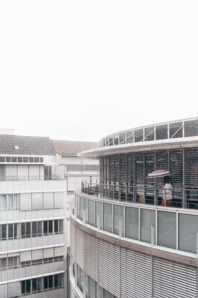 Hochhaus mit Dachterrasse von Tag24 in Chemnitz.