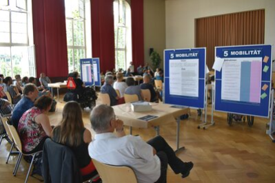 Öffentliche Werkstatt zum Teilhabeplan der Stadt Chemnitz am 20.6.2019: Die Besucher wurden zu Beginn der Veranstaltung informiert