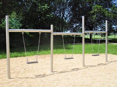 Spielplatz am Sportplatz Euba, Schaukeln