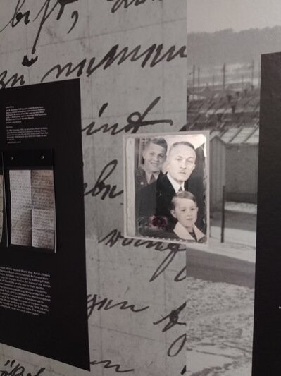 Der biografische Ausstellungsbereich über Jankel Rotstein: Der jüdische Chemnitzer wurde 1939 im Kaßberg-Gefängnis inhaftiert und über das Lager Nürnberg-Langwasser ins besetzte Polen verschleppt. Er starb 1941 unter den schlimmen Bedingungen im Warschauer Ghetto.