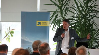 Referent Herr Frotscher bei seinem Vortrag im Rahmen des 3. Energiedialogs Chemnitz.