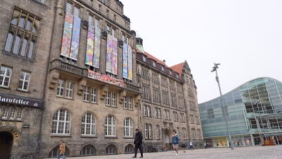 Friedensbanner am Rathaus