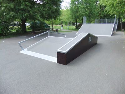Skateboardanlage Chemnitzer Straße / neben Kindertagesstätte (Stadtteil: Markersdorf)