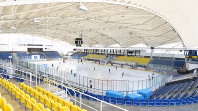 Die Eishalle im Eissportzentrum Chemnitz im Küchwald