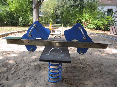 Spielplatz Bodelschwinghplatz, Wipptiere (Stadtteil Altendorf)