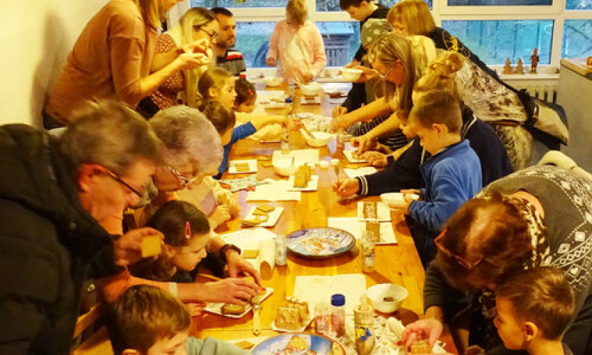 Adventswerkstatt: Plätzchen backen und verzieren