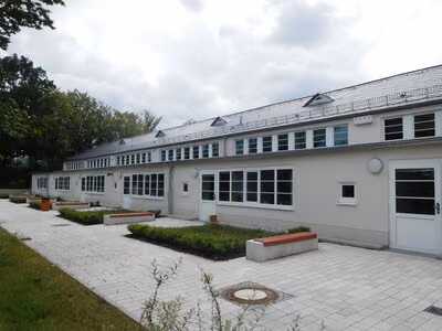 Grundschule Borna - Seitenflügel - 2020