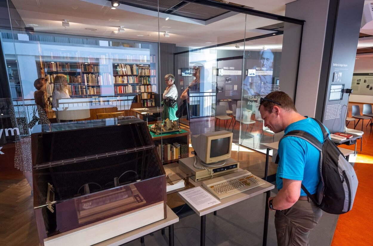 Stefan-Heym-Forum mit der Stefan-und-Inge-Heym-Arbeitsbibliothek zur Chemnitzer Museumsnacht 2022