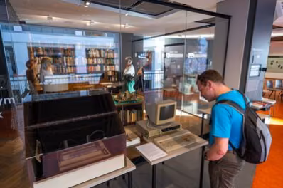 Stefan-Heym-Forum mit der Stefan-und-Inge-Heym-Arbeitsbibliothek zur Chemnitzer Museumsnacht 2022