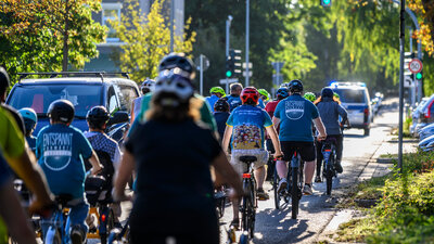 Teilnehmende der #chemnitzdrehtamradtour2025