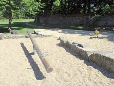 Spielplatz am Wasserschloß Klaffenbach (Stadtteil Klaffenbach), Wippe