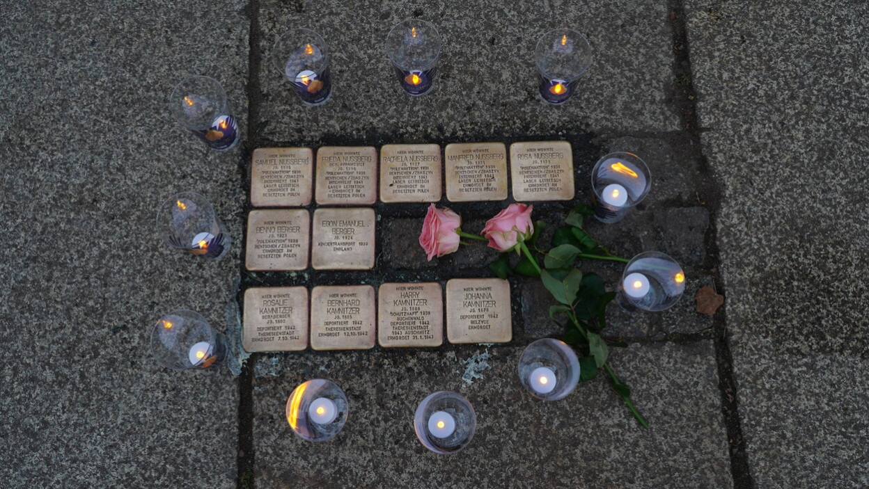 Aktion Lichterwege mit Stolperstein-Putzaktion 2024
