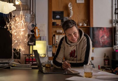 Anke Neumann in ihrem Atelier.