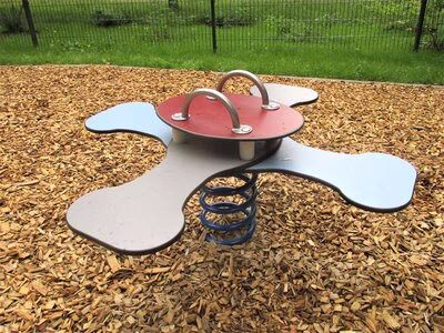 Spielplatz Blücherplatz, Federwippgerät