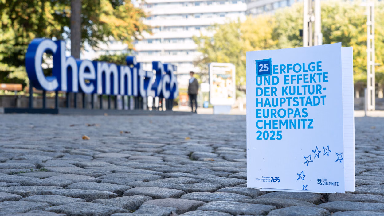 Die Broschüre "25 Erfolge und Effekte der Kulturhauptstadt Europas "