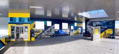 neues Graffiti am Eingang des Fu&szlig;g&auml;ngertunnels am Hauptbahnhof mit historischen und aktuellen Motiven