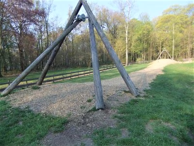 Spielplatz Küchwald (Stadtteil Schloßchemnitz), Seilbahn