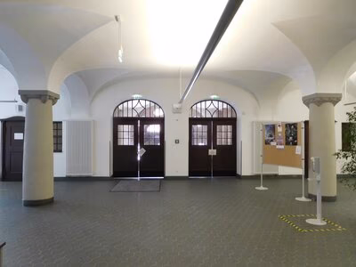 Ehemaliges Reformrealgymnasium - Wandelhalle im Erdgeschloss - 2020