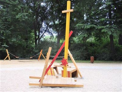 Spielplatz am Stadtpark, Steuerrad