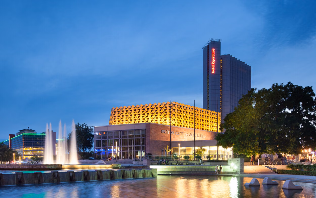 Der Stadthallenpark im Herzen der Stadt