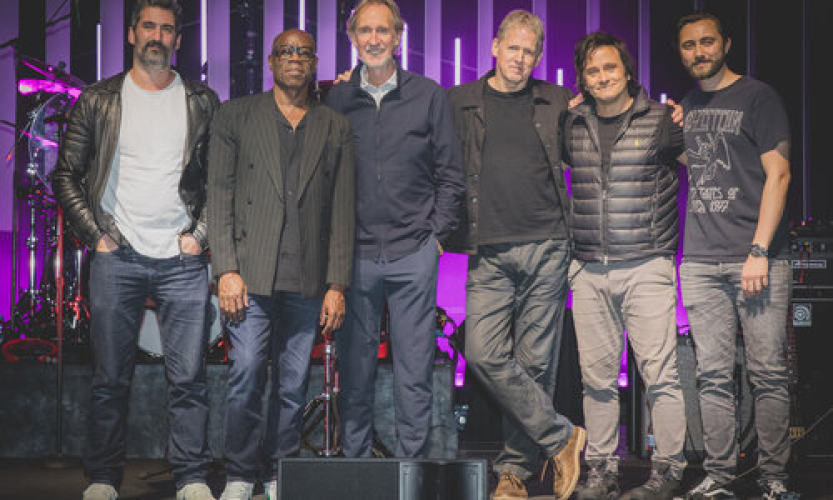 Mike + The Mechanics
