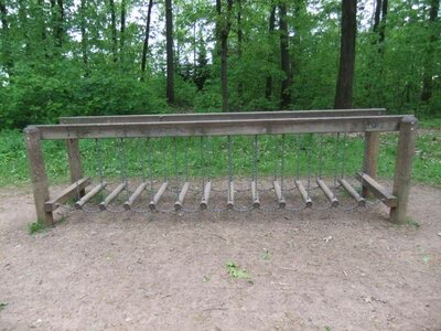 Spielplatz Schneller Markt, Kettenwackelsteg
