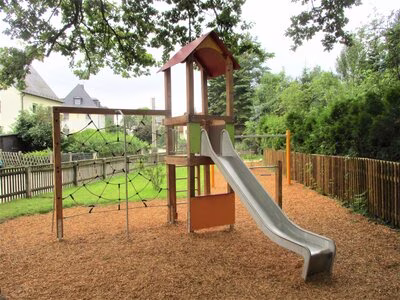 Spielplatz Mittelbacher Dorfstraße, Rutsche