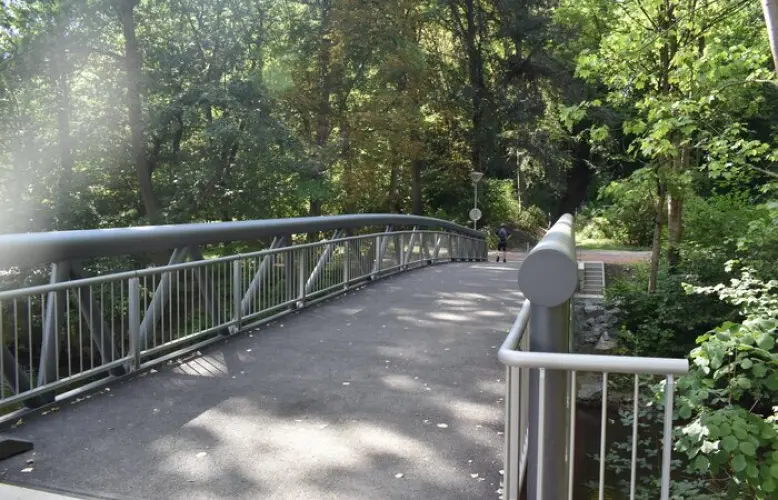 Fu&szlig;- und Radwegbr&uuml;cke freigegeben