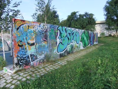 Graffiti-Übungsfläche im Spiel- und Funpark Bunte Gärten