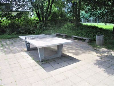 Spielplatz am Sportplatz Euba, Tischtennisplatte