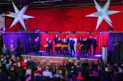 Schülergruppe  Show-T.I.M.E.