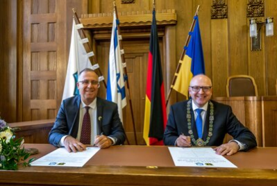 Unterzeichnung der Partnerschaftsvereinbarung