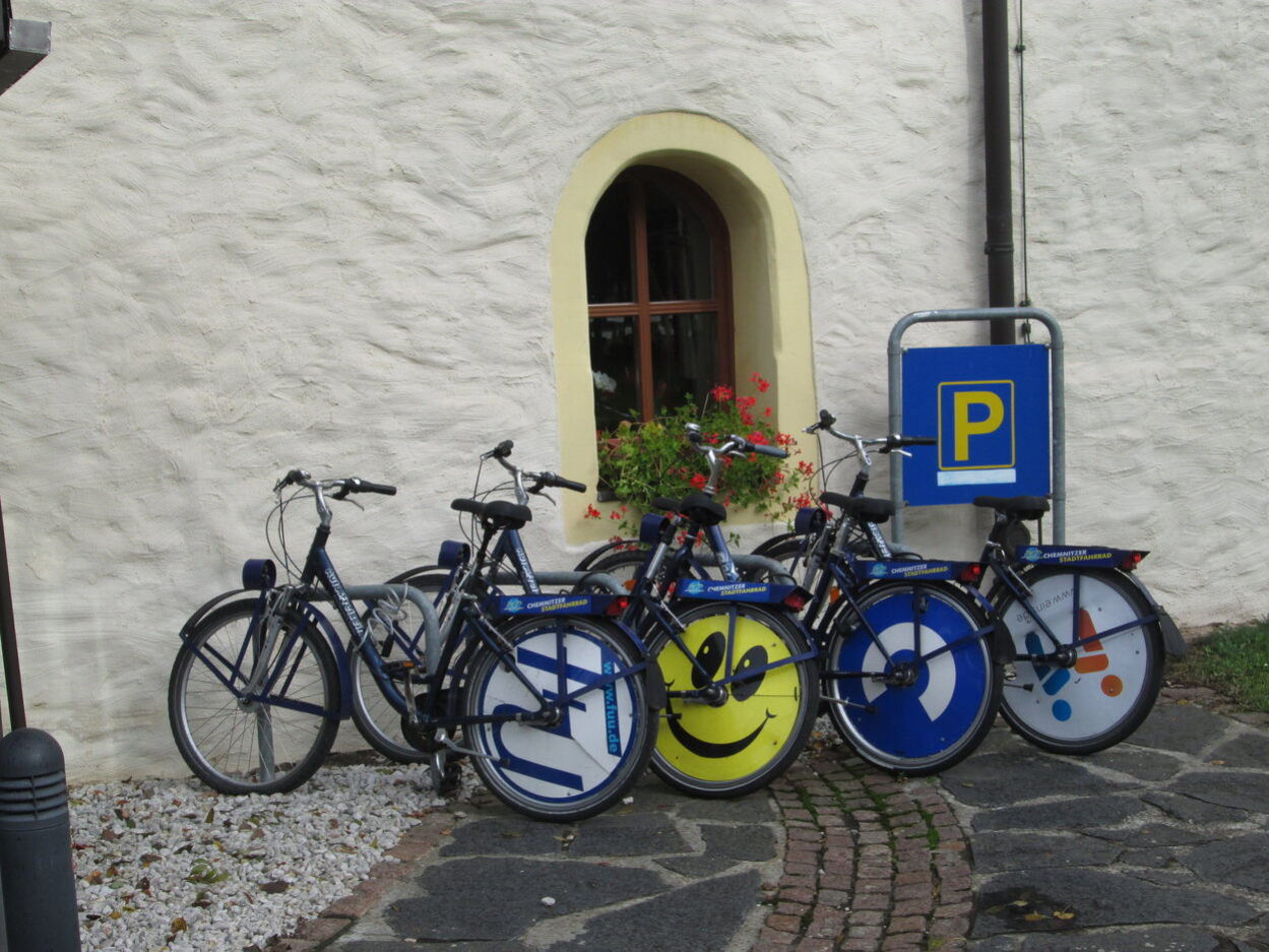 Die Ausleihstation am Wasserschloß Klaffenbach