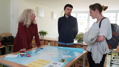Auch Vertreter des Stadtteilmanagements waren vor Ort und kamen mit den Bürger:innen ins Gespräch.