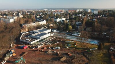 Luftbild Schwimmsportkomplex Bernsdorf - Stand: 3. März 2024