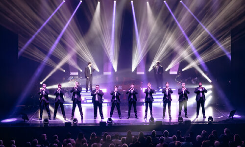 THE 12 TENORS