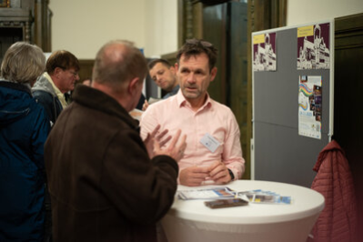 Roger Rabenhold, Head of the Sports Department, in conversation with a resident